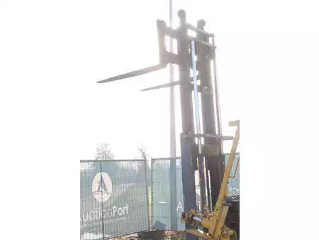 Diesel truck - Komatsu  (32)