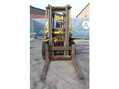 Diesel truck - Komatsu  (7)