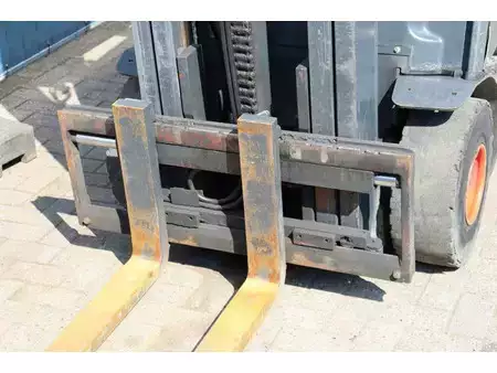 Carrelli elettrici 4 ruote 2018  Linde E20 (10)