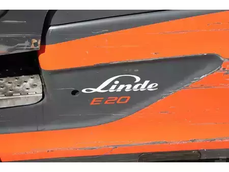Carrelli elettrici 4 ruote 2018  Linde E20 (15)