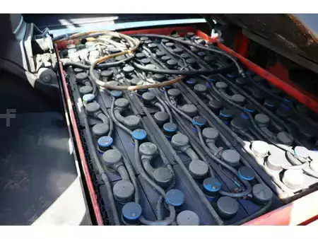 Carrelli elettrici 4 ruote 2018  Linde E20 (19)