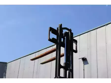 Carrelli elettrici 4 ruote 2018  Linde E20 (28)