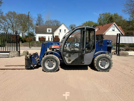 Chariots téléscopiques fixes 2004  Terex Telelift 2506 (2)