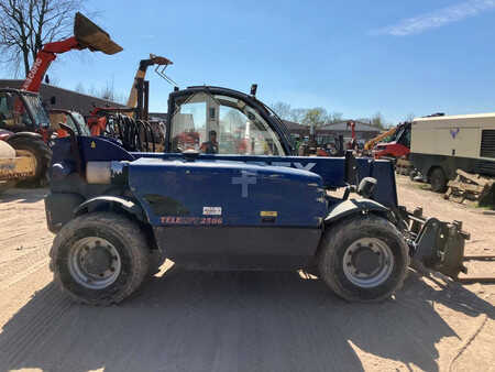 Chariots téléscopiques fixes 2004  Terex Telelift 2506 (5)