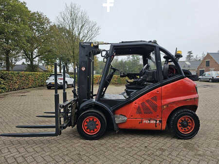 LPG heftrucks 2011  Linde H40T (2)