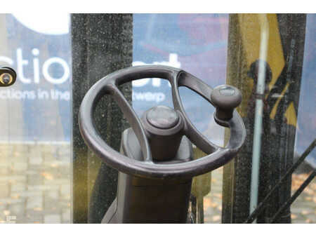 Elektro čtyřkolový VZV 2013  Hyster J1.8XNT MWB (23)