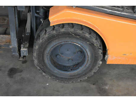 El Truck - 4-hjul 2006  Still R20-20p (12)