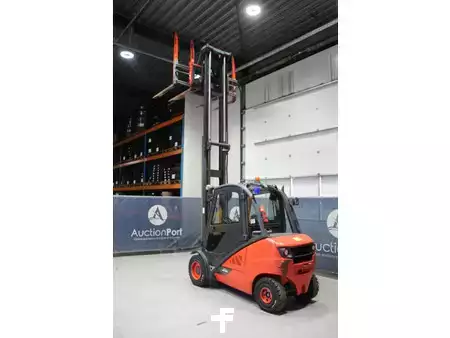 Dieselový VZV 2019  Linde H35D-02 (32)