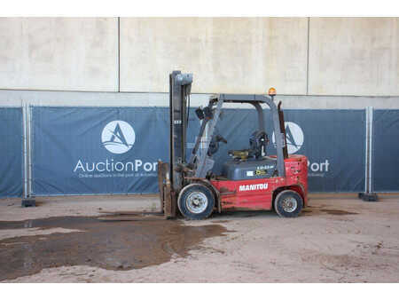 Dieseltrukki 2009  Manitou CD 25 P (1)