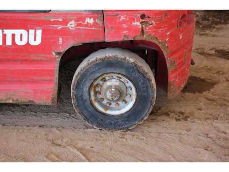 Dieseltrukki 2009  Manitou CD 25 P (15)