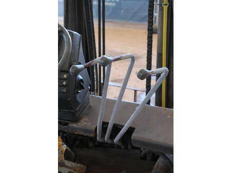 Dieseltrukki 2009  Manitou CD 25 P (26)