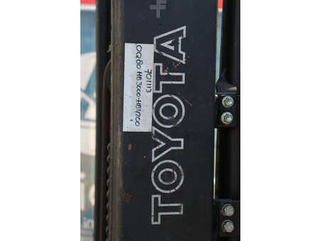 Carrelli elettrici 4 ruote 2008  Toyota 7FBMF30 (12)