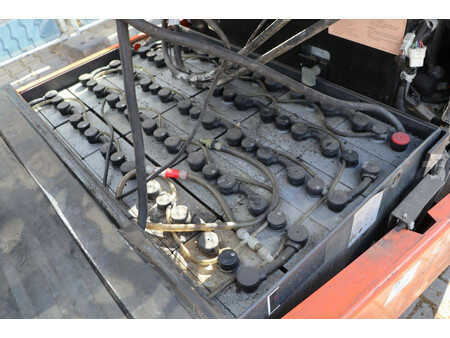 Carrelli elettrici 4 ruote 2008  Toyota 7FBMF30 (33)