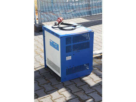 Carrelli elettrici 4 ruote 2008  Toyota 7FBMF30 (39)