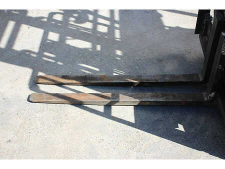 Elektro čtyřkolový VZV 2018  Toyota 8FBEK18T (13)