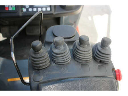 Elektro čtyřkolový VZV 2018  Toyota 8FBEK18T (28)