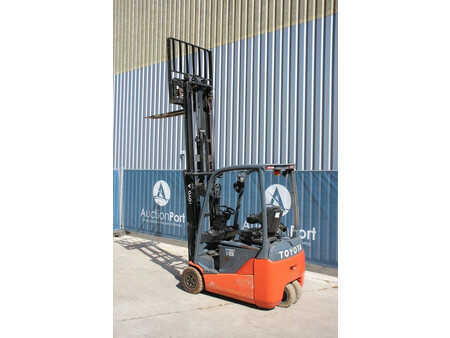 Elektro čtyřkolový VZV 2018  Toyota 8FBEK18T (31)