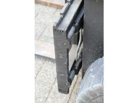 Carrelli elettrici 4 ruote 2012  Toyota 8FBET16 (12)