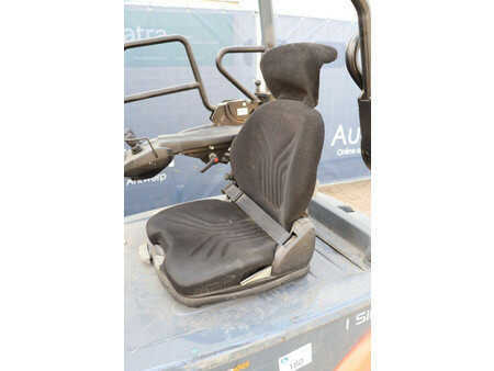 Carrelli elettrici 4 ruote 2012  Toyota 8FBET16 (21)