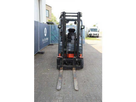 Carrelli elettrici 4 ruote 2012  Toyota 8FBET16 (8)