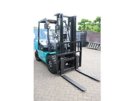Diesel truck 2025  LTMG FD40 (6)