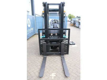 Diesel truck 2025  LTMG FD40 (7)
