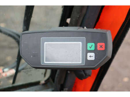 Dízel targoncák 2015  Toyota 52-8FDF30 (27)