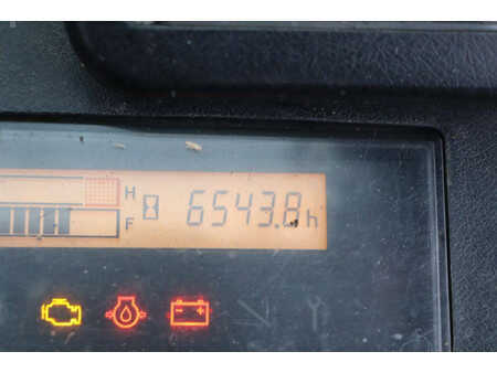 Dízel targoncák 2015  Toyota 52-8FDF30 (29)