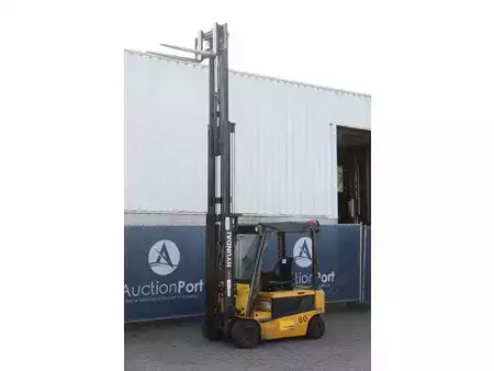 Elektromos 4 kerekű 2011  Hyundai 20B-7 (29)