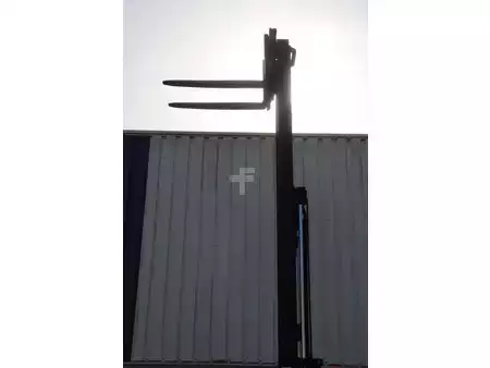 Elektromos 4 kerekű 2011  Hyundai 20B-7 (31)