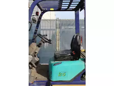 Dieseltruck 2002  Komatsu FD25T-12 (22)