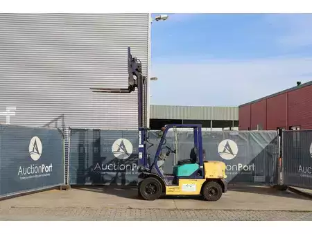 Dieseltruck 2002  Komatsu FD25T-12 (36)