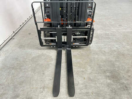 Electric - 4 wheels 2023  Noblelift FE4P16QC (31)