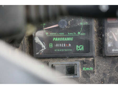 Manipulador fijo - Merlo P27.7 EVN (26)