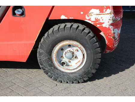 Dieselový VZV - Manitou MSI 35 (14)