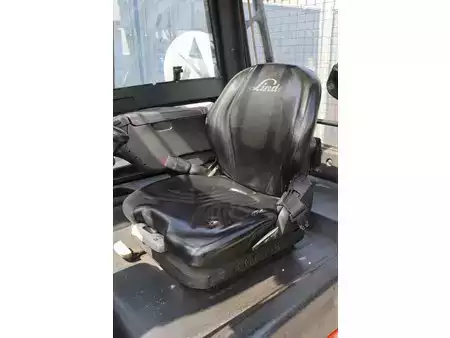 El truck - 4 hjulet 2012  Linde E30L-01 (24)
