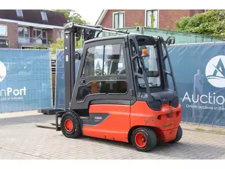 El truck - 4 hjulet 2012  Linde E30L-01 (4)