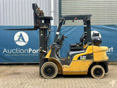 LPG heftrucks - CAT Lift Trucks GP25NT (3)