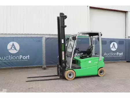 Sähkö - 4 pyör 2017  Cesab B420 (1)