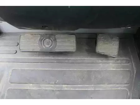 Sähkö - 4 pyör 2017  Cesab B420 (21)