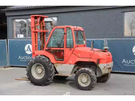 Ruwterreinheftrucks 2012  Manitou M26-4 (3)