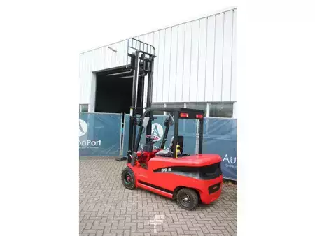 Elektro 4 Rad 2025  Starvox CPD-20 (30)