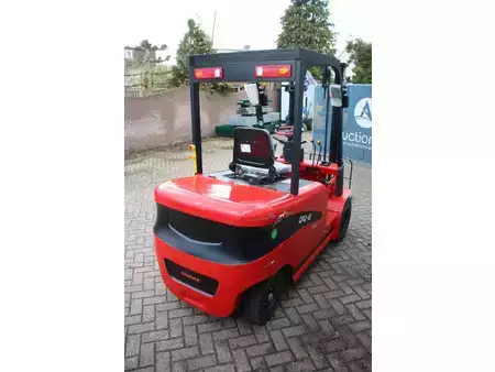 Elektro 4 Rad 2025  Starvox CPD-20 (5)