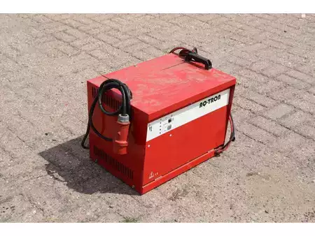 Elektro 4 Rad - Komatsu FB14-5 (36)