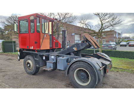 terminal traktor 2007  Kalmar PT 122 (2)