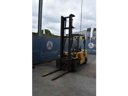 Carrelli elevatori diesel 1997  CAT Lift Trucks DP30 (9)
