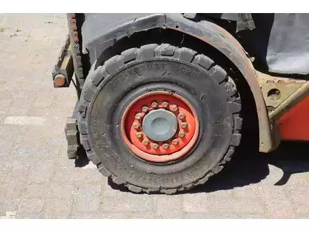 Wózki widłowe diesel 2005  Linde H30D (14)