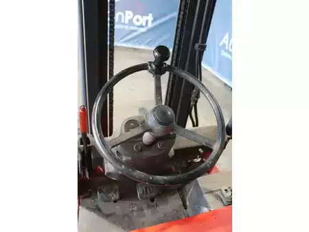 Chariots électriques à 4 roues 1991  Linde E16S (24)