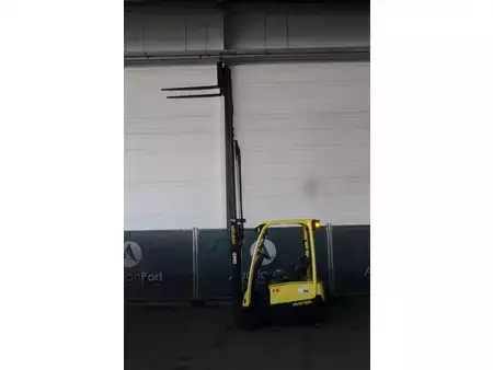 Electric - 4 wheels 2012  Hyster J1.8XNT (26)