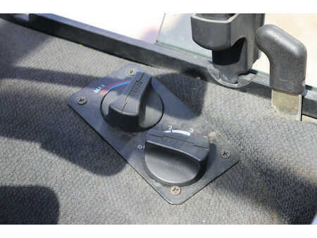 Treibgasstapler 2010  Hyster H5.5FT (30)